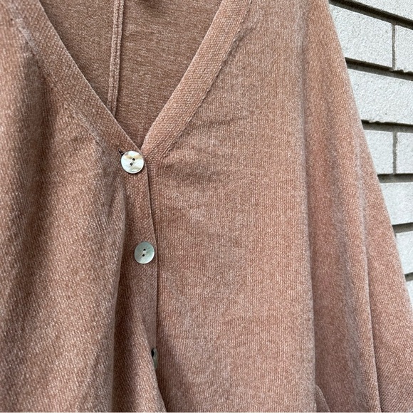 Wynne Lounge Camel Chenille Knit Cardigan Sweater Boxy Fit Button Front Pockets - Picture 7 of 11